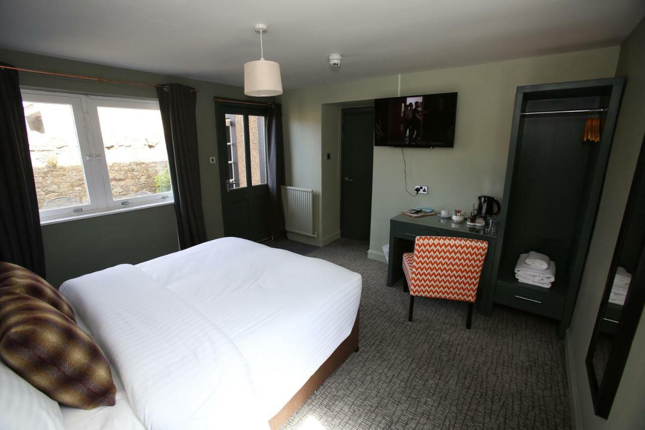Kings Arms Hotel 멜로스 외부 사진